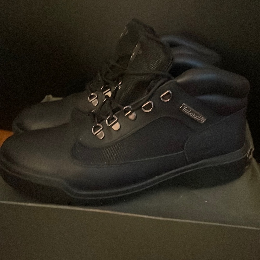 Mens black Timberland field boots